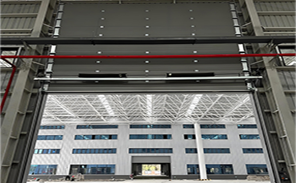 平安工业提升门