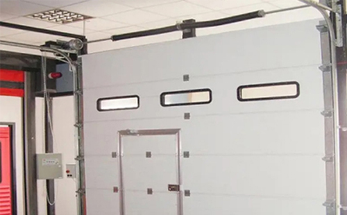 平安工业提升门的安装方法